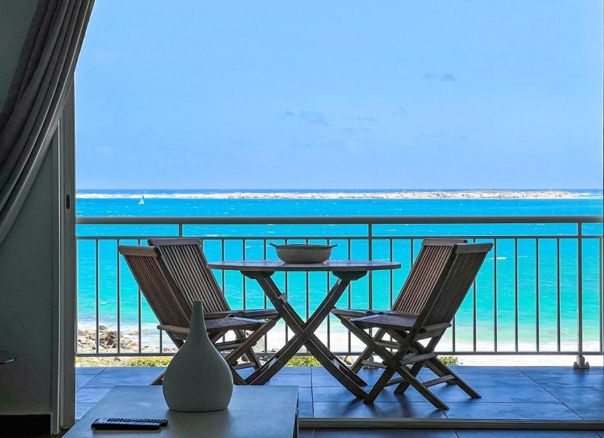 Front Line Unit 520 Ft2 - 48 M2, On Second Floor, Stunning Ocean View Apartment Cul de Sac Exterior photo
